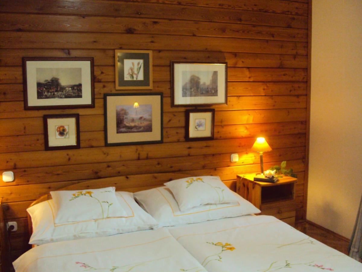 Toelgyes Apartment Hajduszoboszlo Bagian luar foto
