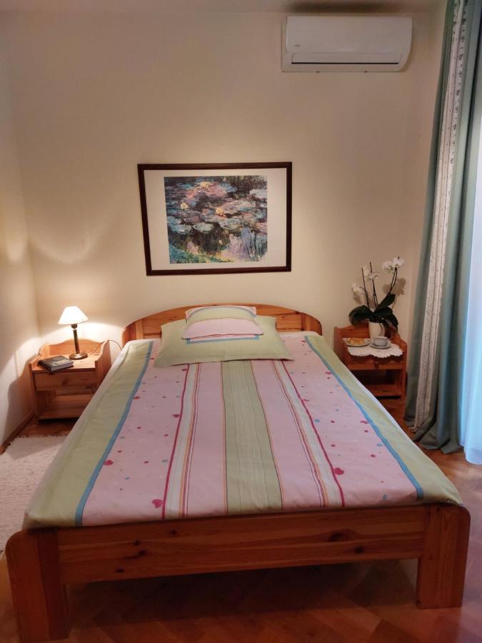Toelgyes Apartment Hajduszoboszlo Bagian luar foto