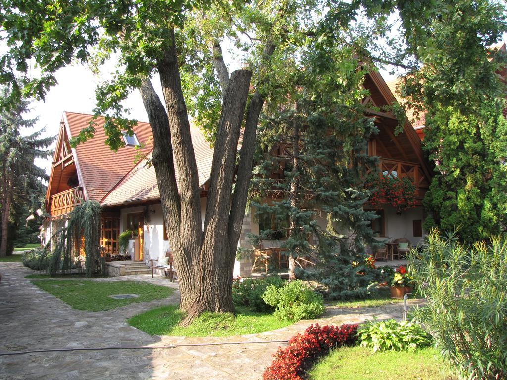 Toelgyes Apartment Hajduszoboszlo Ruang foto